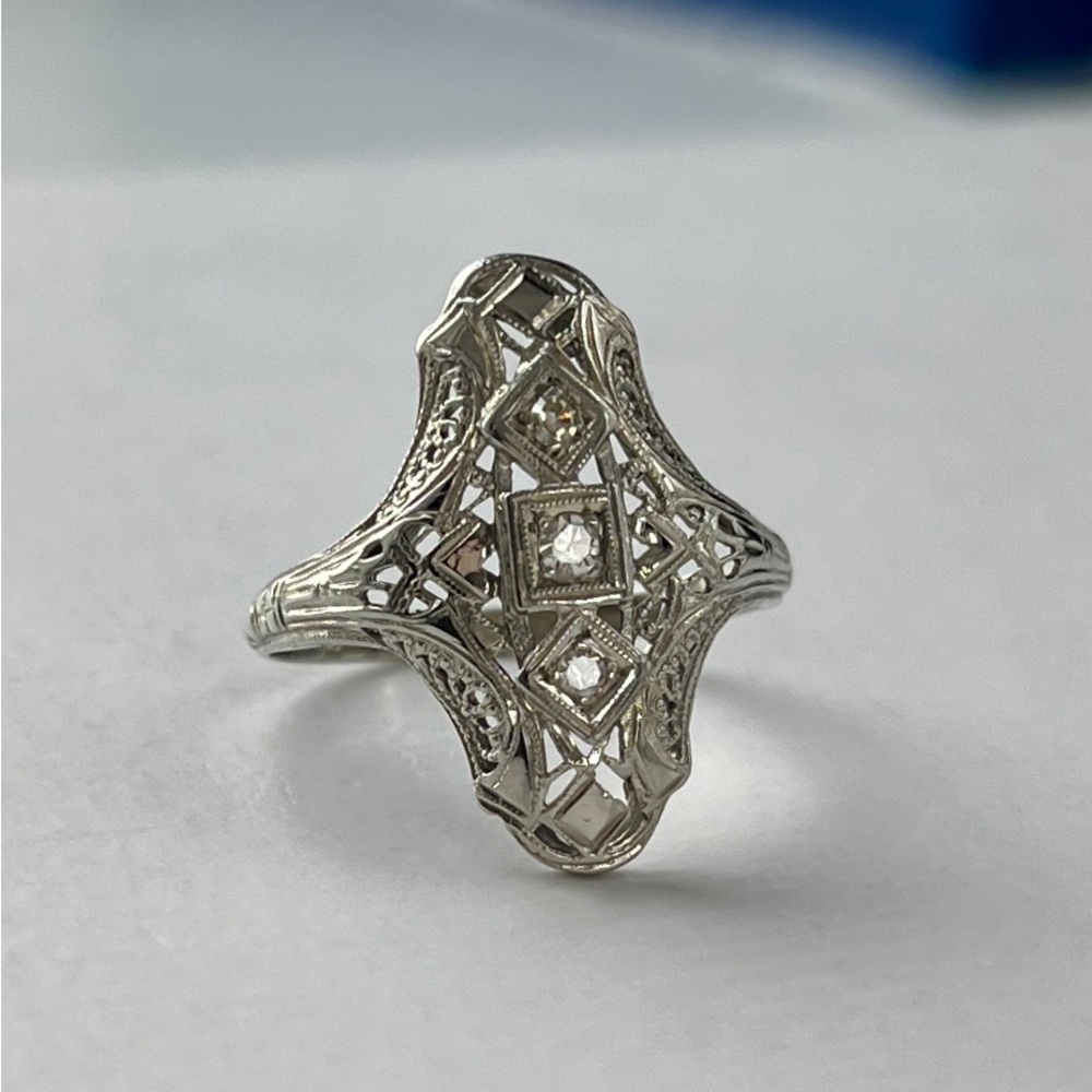 18K White Gold 3-Diamond Shield Ring